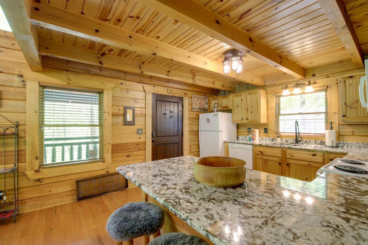Villa Gatlinburg Family Cabin with Private Hot Tub&Deck! Exterior foto